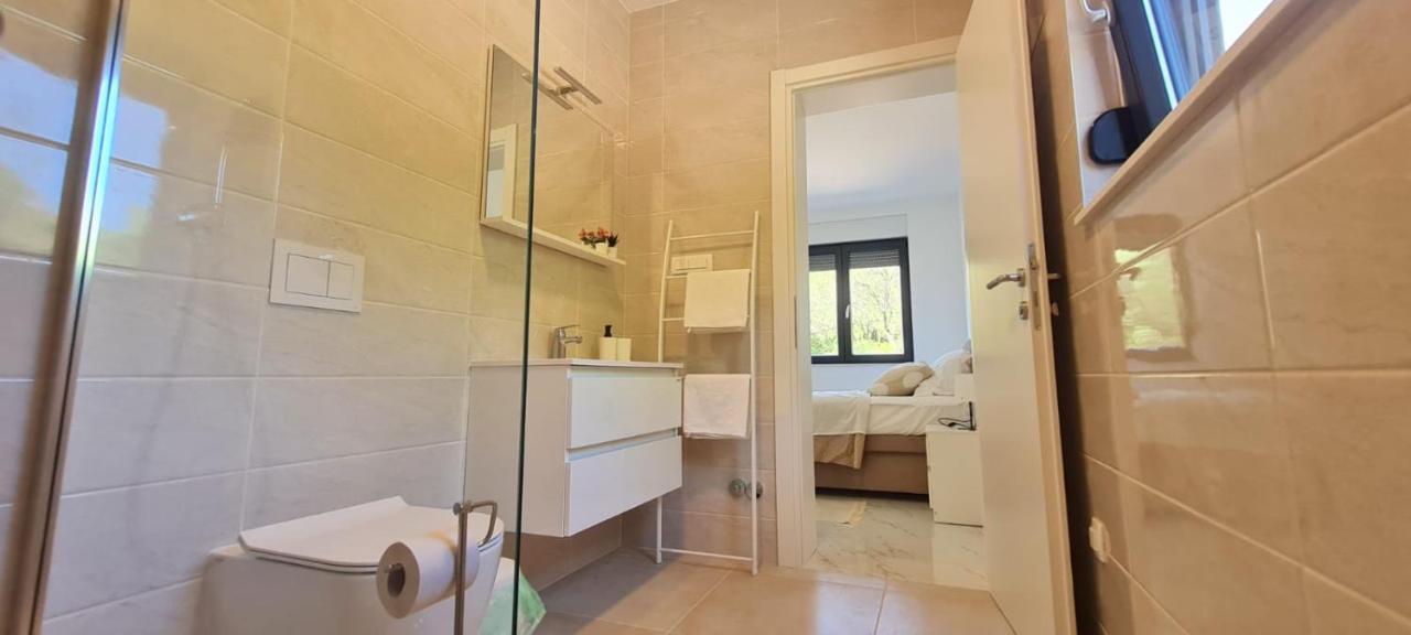Apartmani Mariosa Vrbnik Bagian luar foto